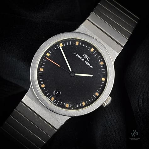 IWC Porsche Design Ultra Sportivo Titan Quarz Herrenuhr.